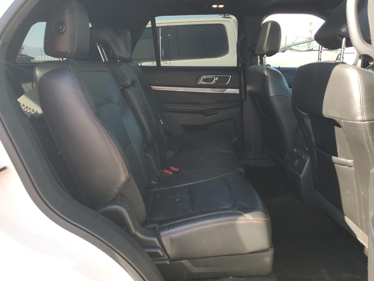 2018 Ford Explorer Sport VIN: 1FM5K8GT3JGC00387 Lot: 85305355