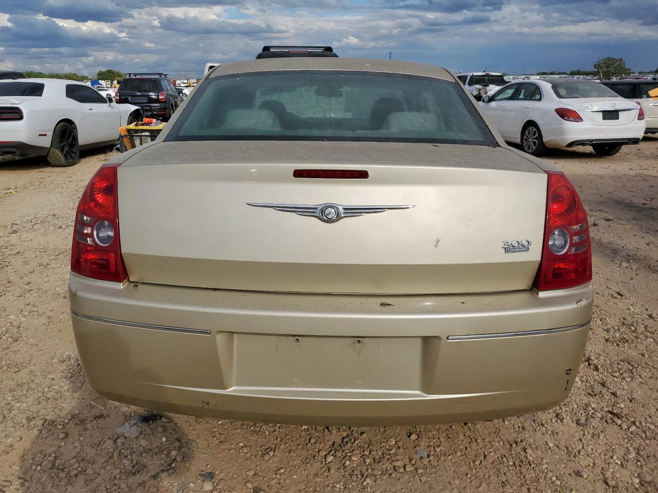 2010 Chrysler 300 Touring VIN: 2C3CA4CD6AH209695 Lot: 82291215