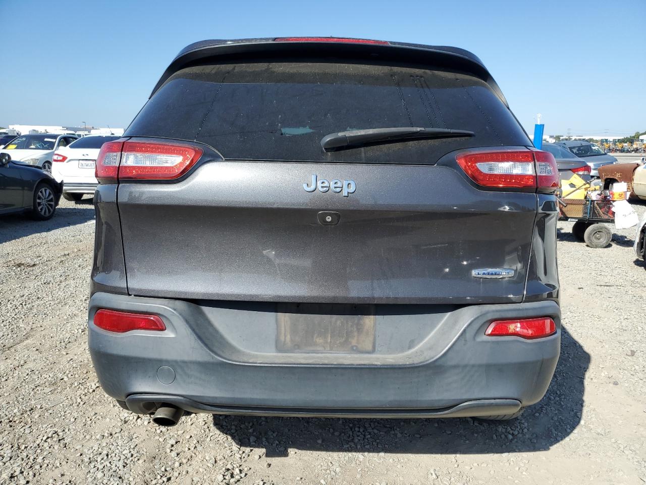 2015 Jeep Cherokee Latitude VIN: 1C4PJLCB9FW579280 Lot: 81972895