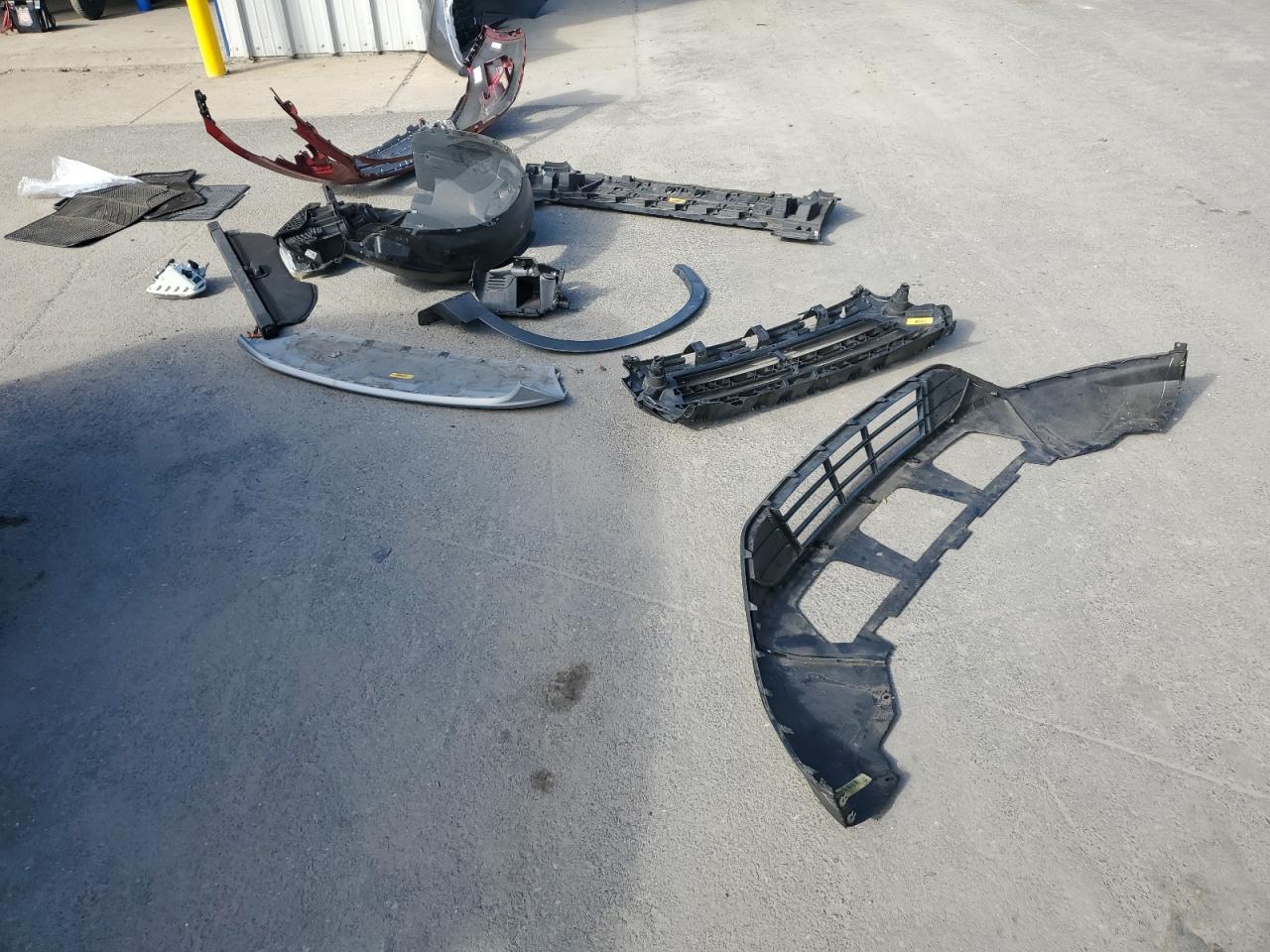 2017 Ford Escape Se VIN: 1FMCU9GD2HUD99248 Lot: 87094185