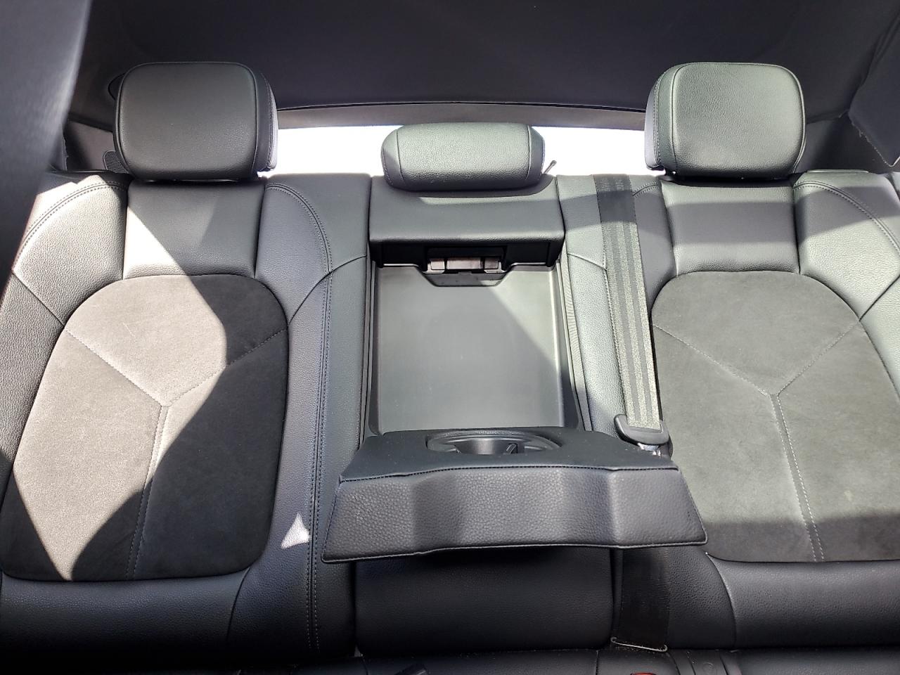 2017 Porsche Macan VIN: WP1AA2A55HLB02006 Lot: 86808145