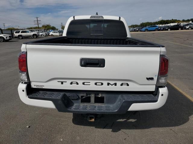  TOYOTA TACOMA 2023 Белы