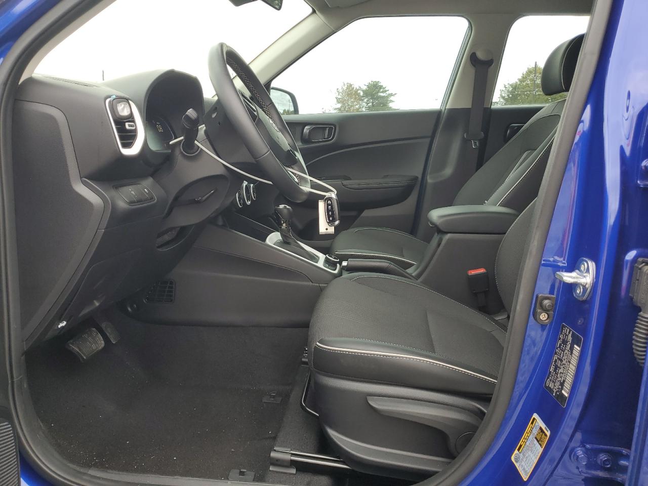 2024 Hyundai Venue Sel VIN: KMHRC8A33RU320937 Lot: 82438905