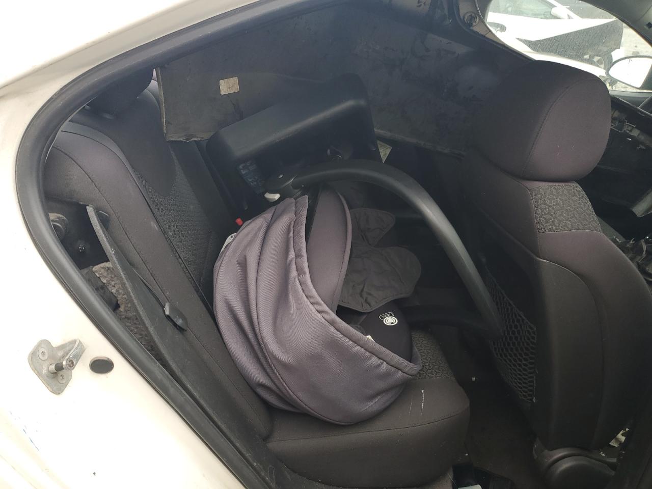 2007 Pontiac G6 Base VIN: 1G2ZG58N374273005 Lot: 82736275