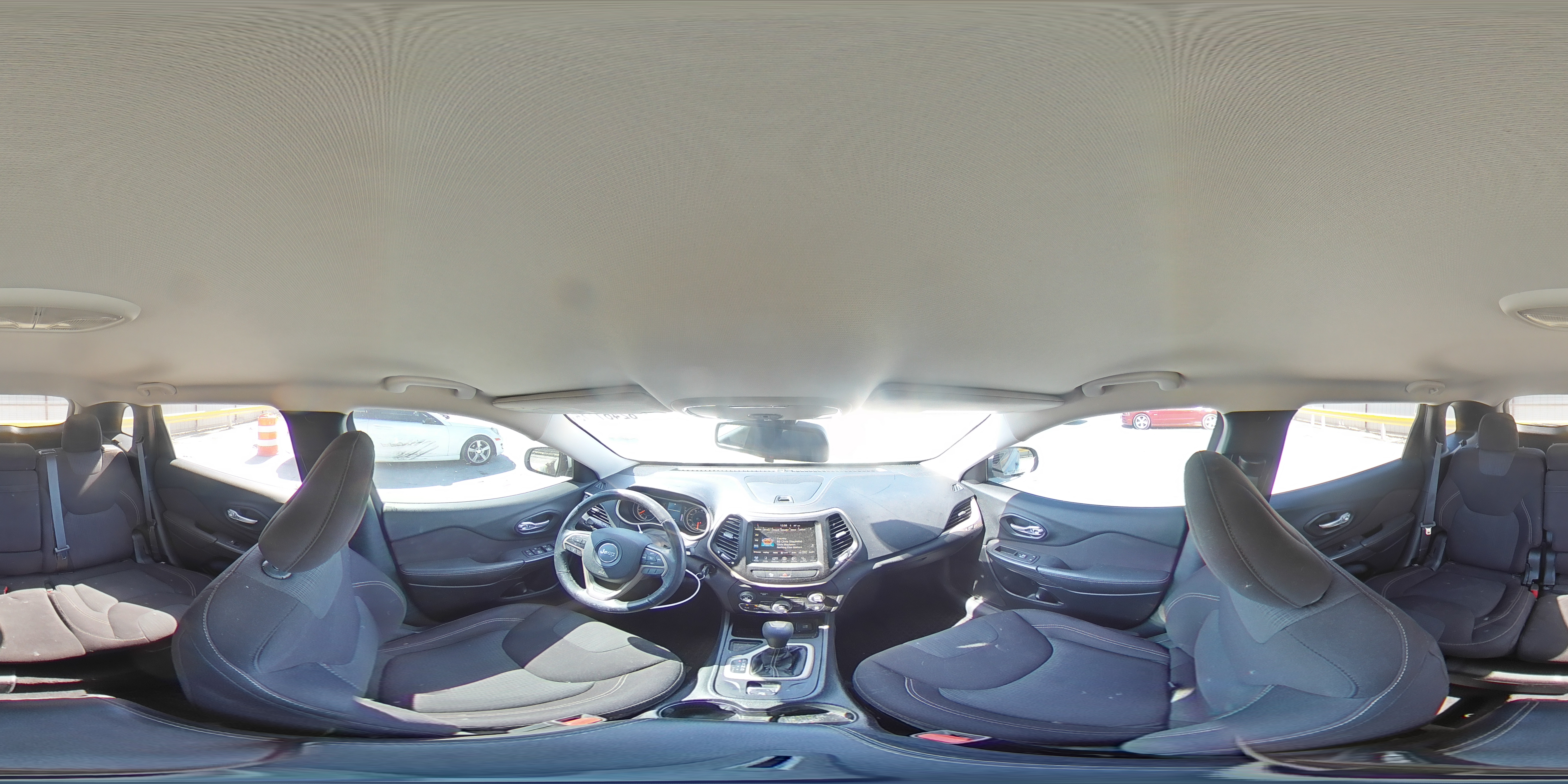 2016 Jeep Cherokee Latitude VIN: 1C4PJLCB9GW363723 Lot: 82461115