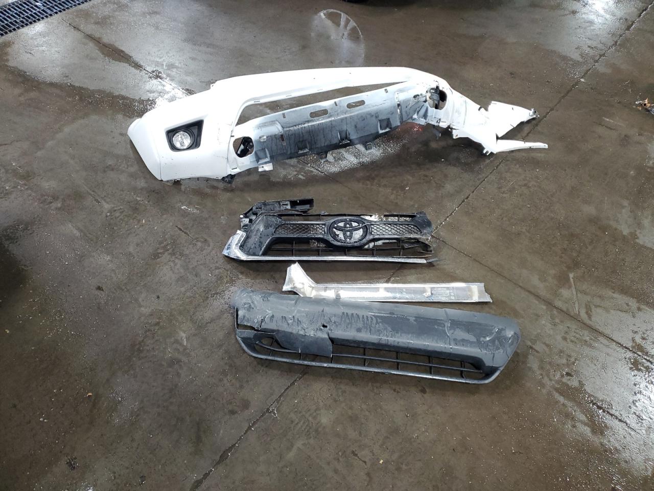 2012 Toyota Tacoma VIN: 5TFUU4ENXCX042401 Lot: 84410885