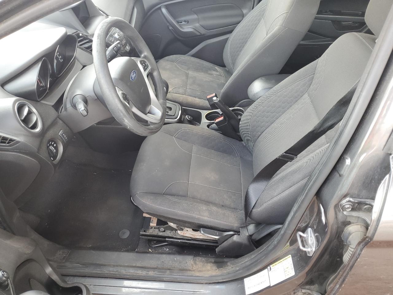 2019 Ford Fiesta Se VIN: 3FADP4EJ6KM143692 Lot: 82444595