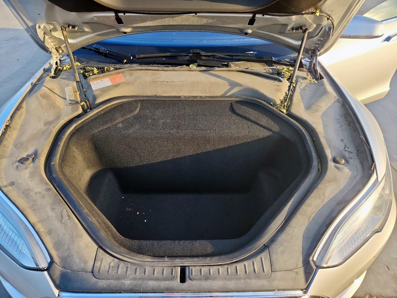 2015 Tesla Model S 85D VIN: 5YJSA1H20FFP71246 Lot: 84986095