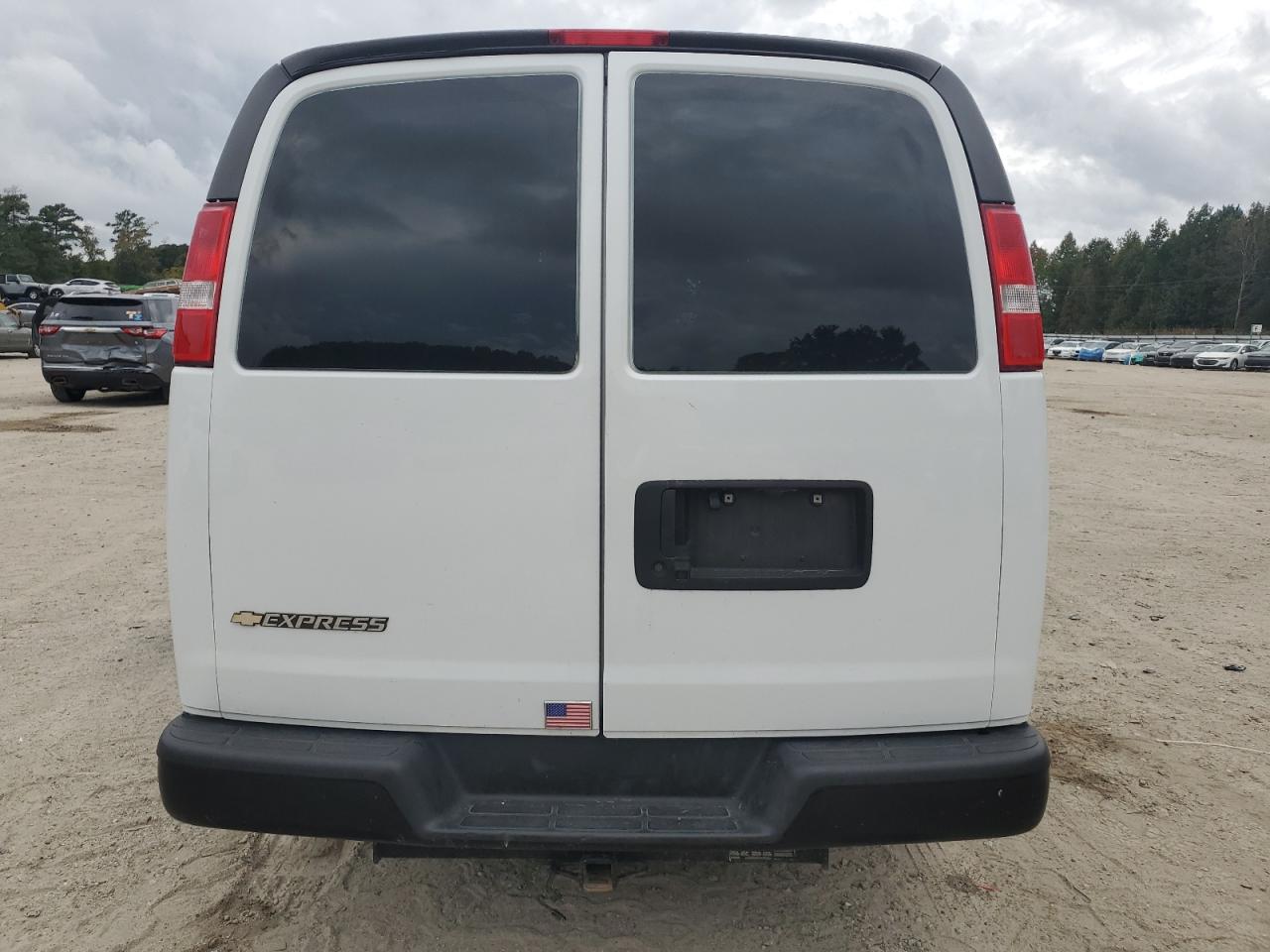 2023 Chevrolet Express G2500 VIN: 1GCWGAFP6P1113701 Lot: 84737405