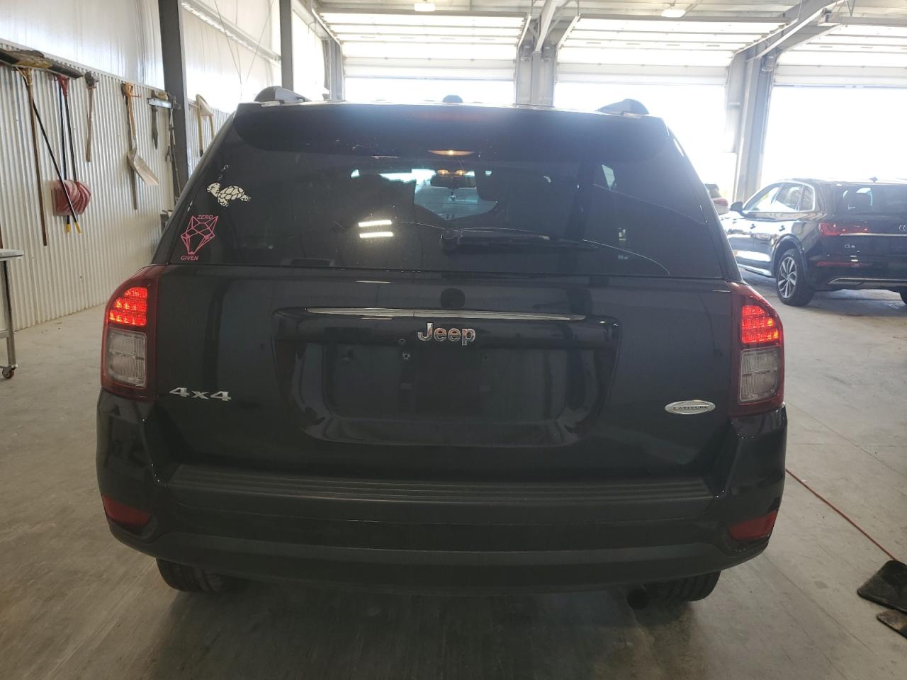 2017 Jeep Compass Latitude VIN: 1C4NJDEBXHD205186 Lot: 85193195