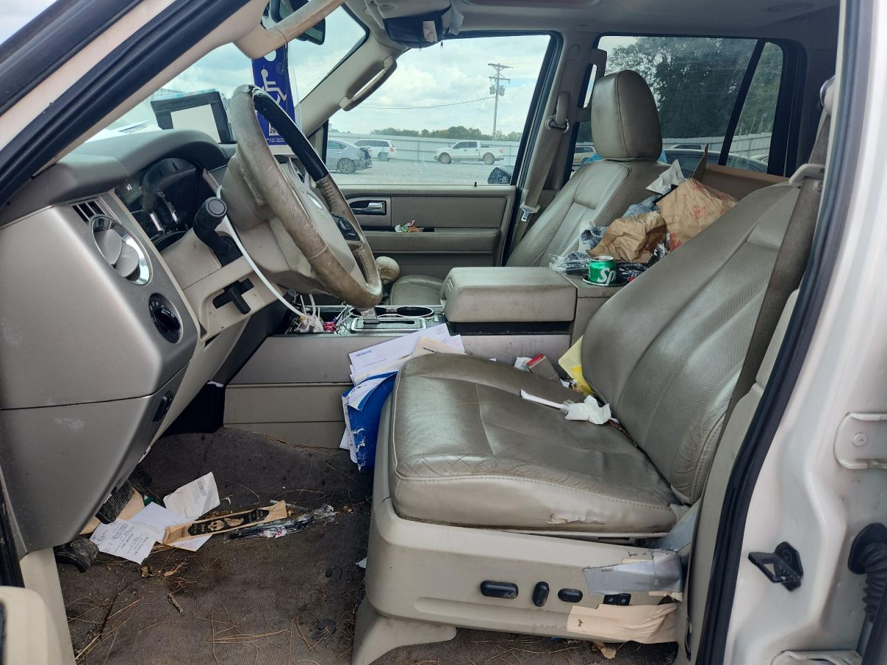 2013 Ford Expedition Limited VIN: 1FMJU2A54DEF59411 Lot: 84605155