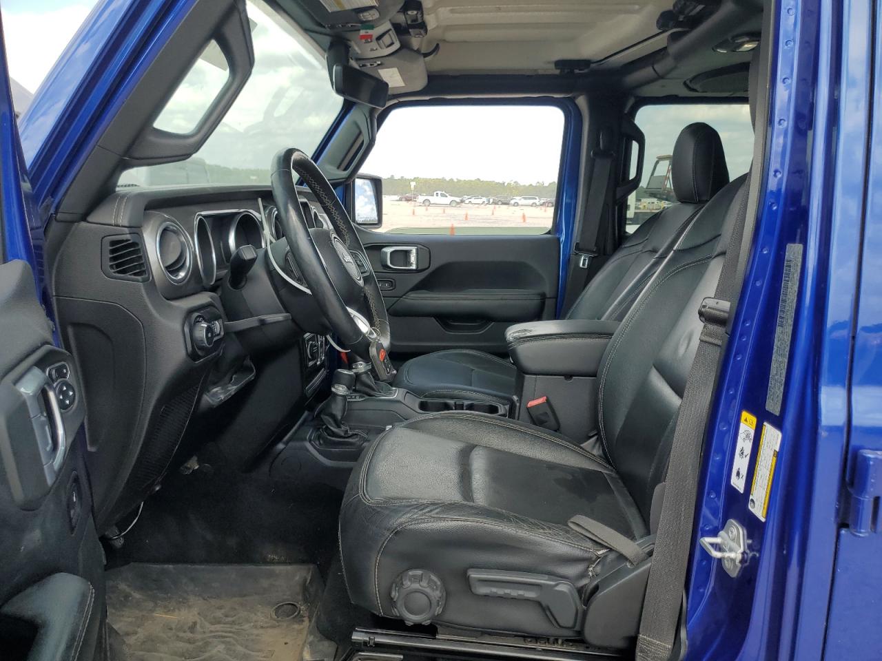 2018 Jeep Wrangler Unlimited Sahara VIN: 1C4HJXEN5JW215823 Lot: 89481955