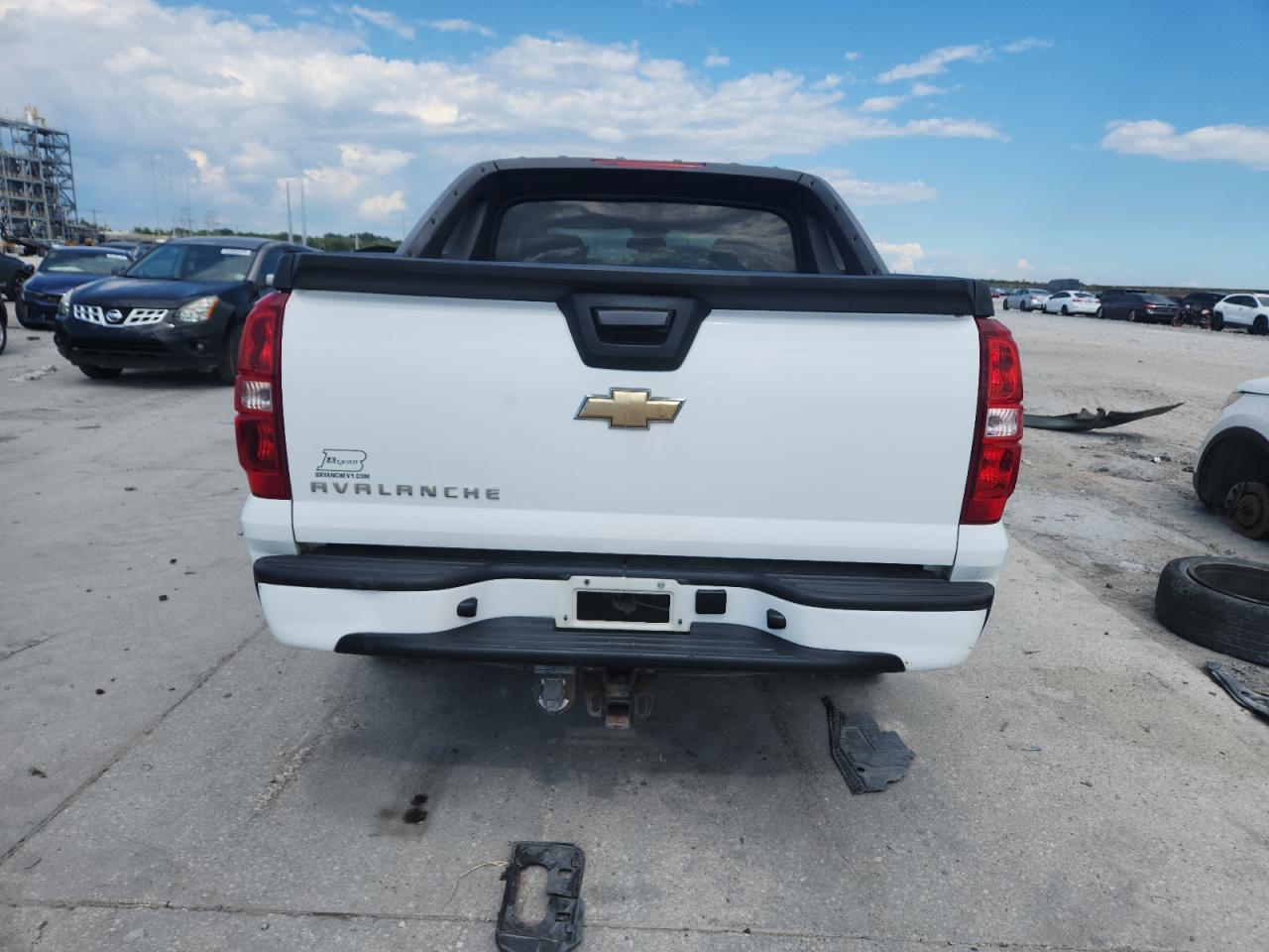 2007 Chevrolet Avalanche C1500 VIN: 3GNEC12J57G317892 Lot: 84835415