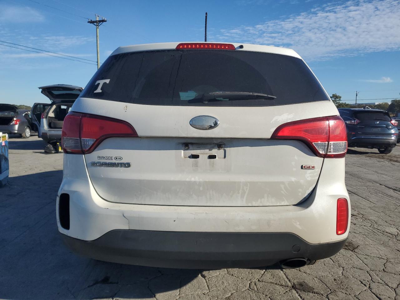 2015 Kia Sorento Lx VIN: 5XYKT3A62FG551991 Lot: 82572065