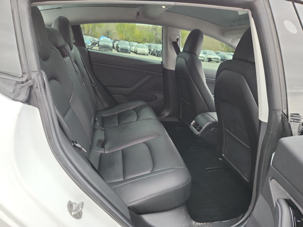 2019 Tesla Model 3 VIN: 5YJ3E1EA7KF299920 Lot: 84637395