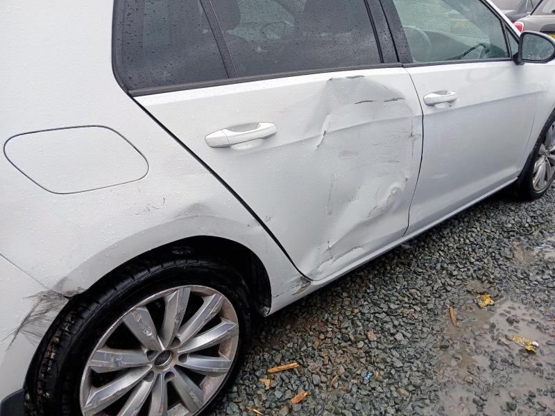 2017 VOLKSWAGEN GOLF SE NAVIGATION TDI BM 