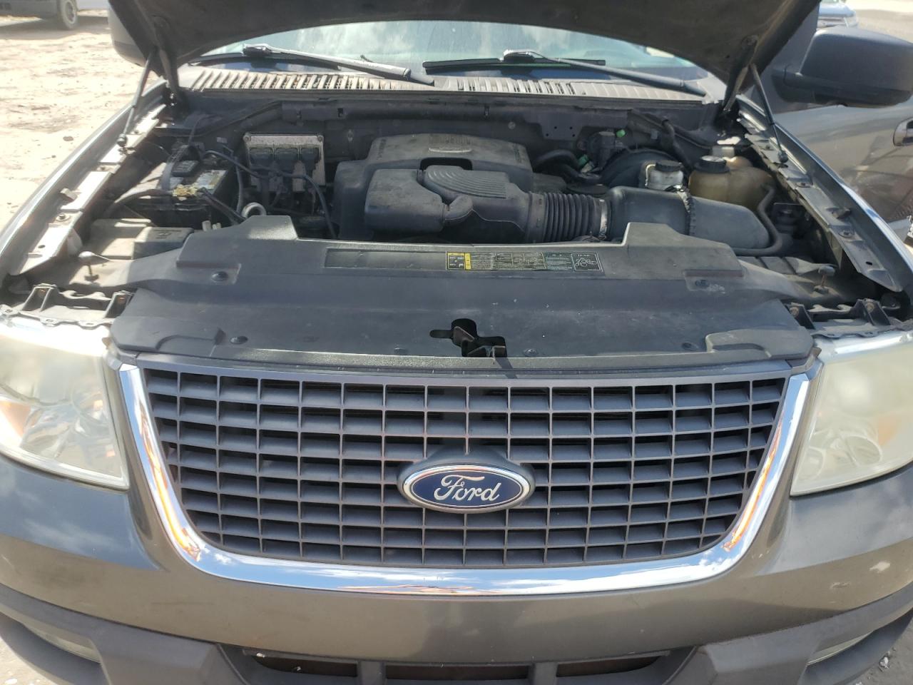 2004 Ford Expedition Xlt VIN: 1FMFU16L64LA22249 Lot: 85294765