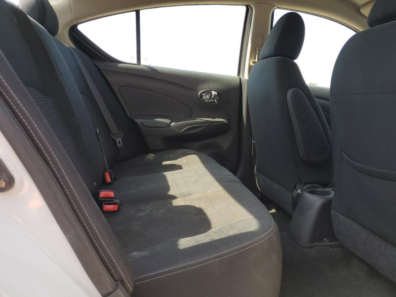 2014 Nissan Versa S VIN: 3N1CN7AP5EL823457 Lot: 82282645