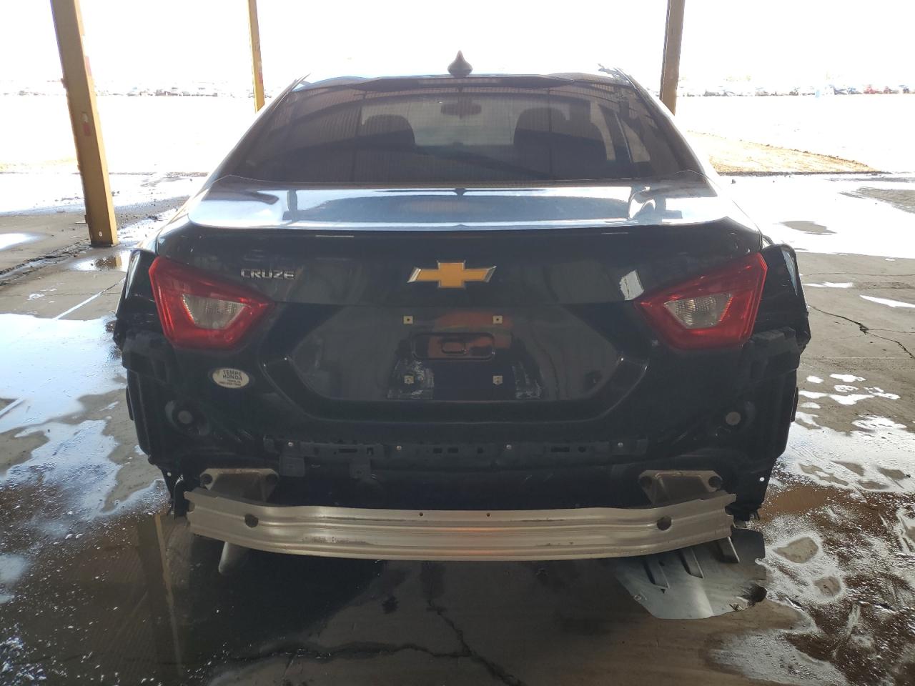 2018 Chevrolet Cruze Ls VIN: 1G1BC5SM2J7105122 Lot: 85364685