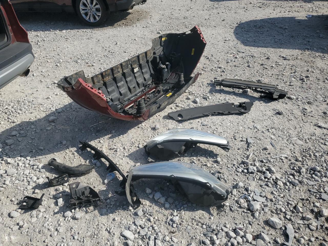 2016 Ford Escape Se VIN: 1FMCU0GXXGUA19996 Lot: 86105355