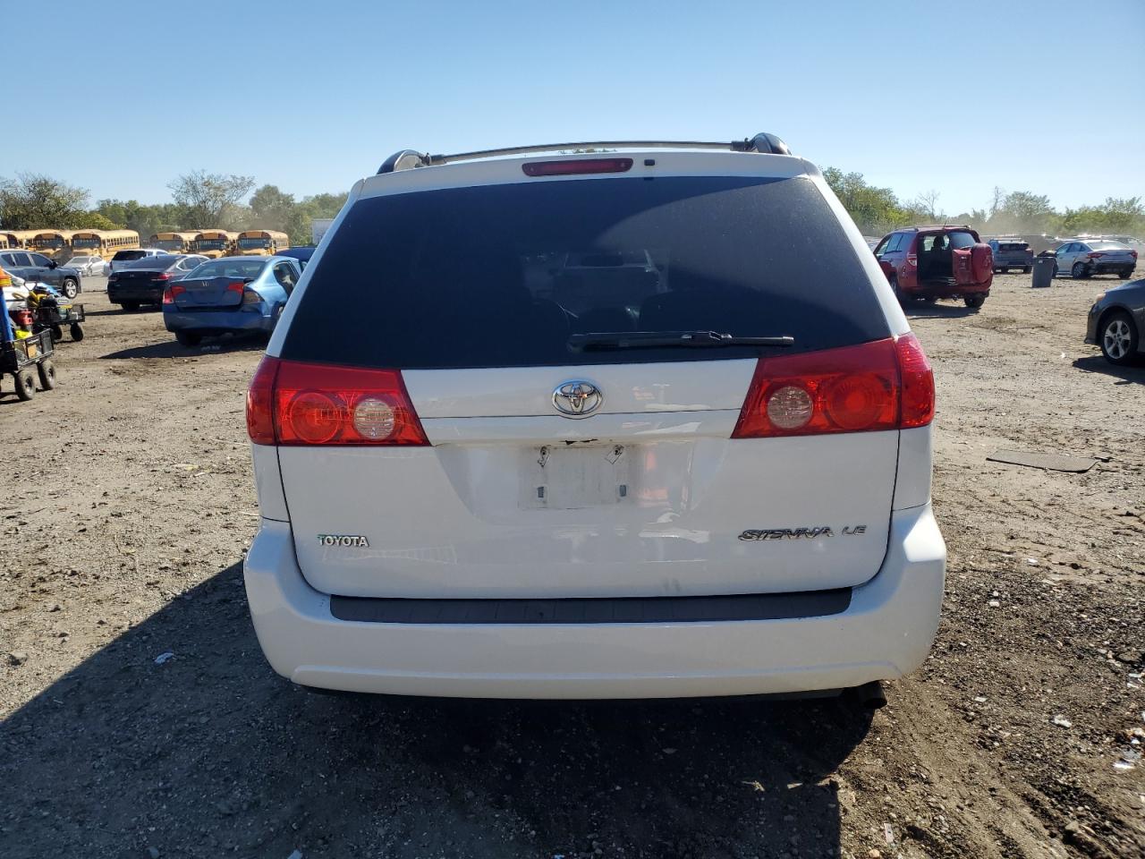 2010 Toyota Sienna Ce VIN: 5TDKK4CC0AS334687 Lot: 85826195