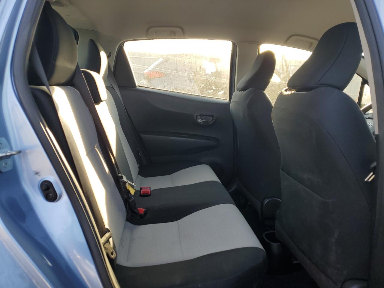 2013 Toyota Yaris VIN: JTDKTUD34DD564406 Lot: 81558585