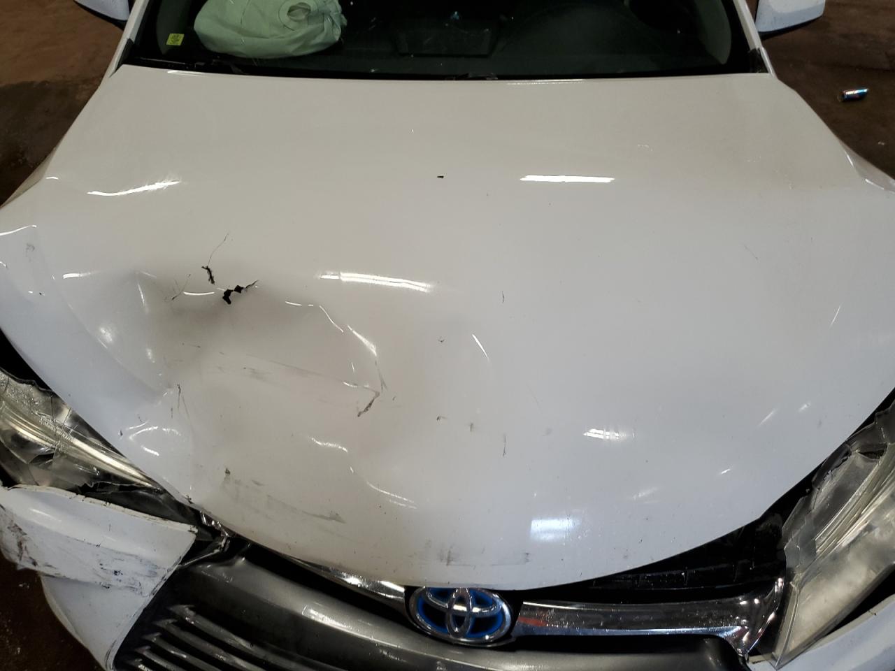 2015 Toyota Camry Hybrid VIN: 4T1BD1FKXFU152506 Lot: 84898625