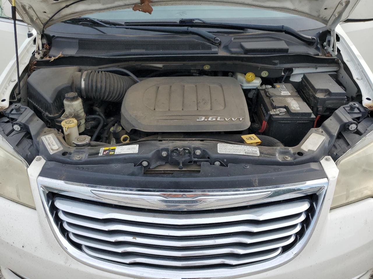 2013 Chrysler Town & Country Touring VIN: 2C4RC1BG1DR565674 Lot: 84481065