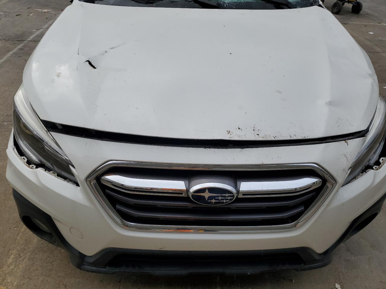 2018 Subaru Outback 2.5I Limited VIN: 4S4BSANC2J3278812 Lot: 82209885