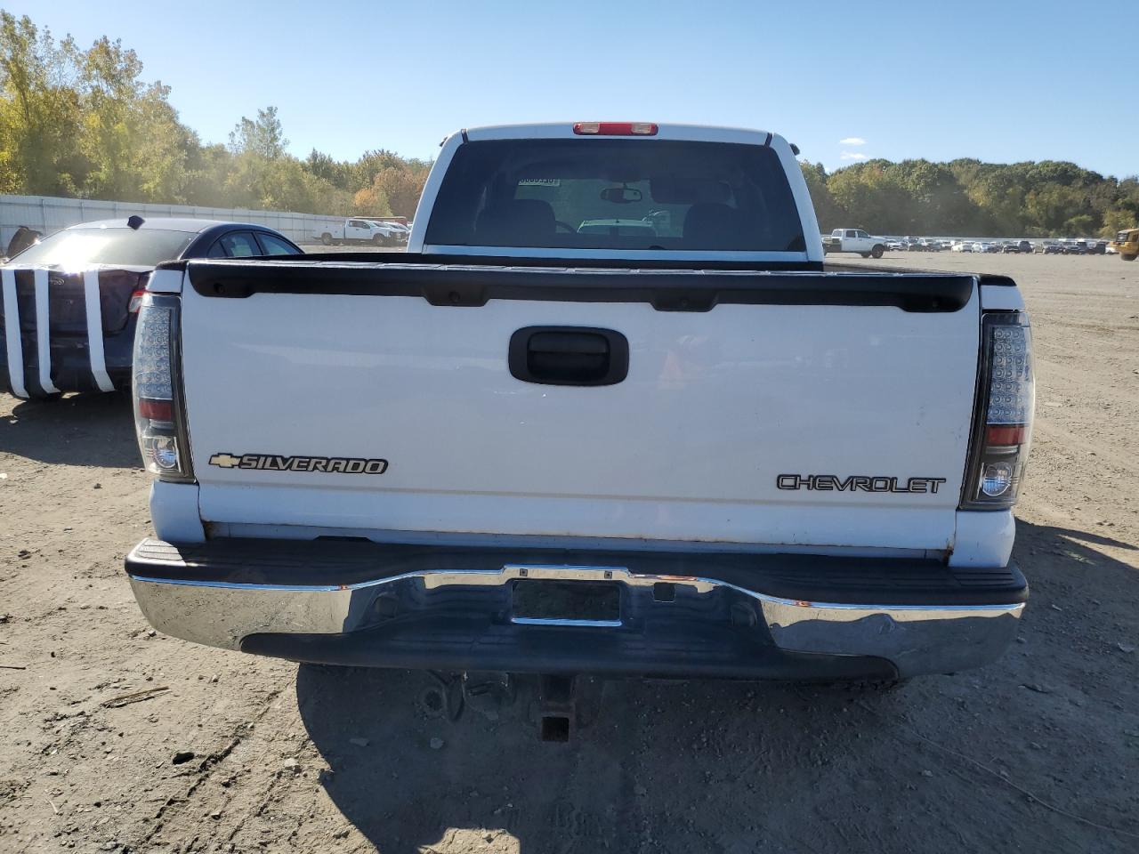 2005 Chevrolet Silverado K1500 VIN: 2GCEK19B351301206 Lot: 82200535