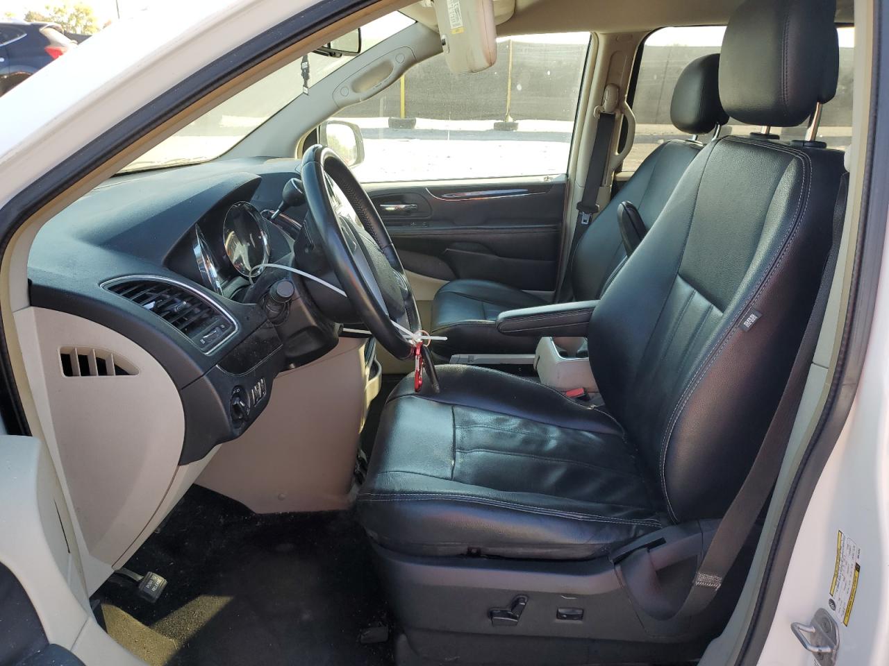 2013 Chrysler Town & Country Touring VIN: 2C4RC1BG0DR815356 Lot: 87015665