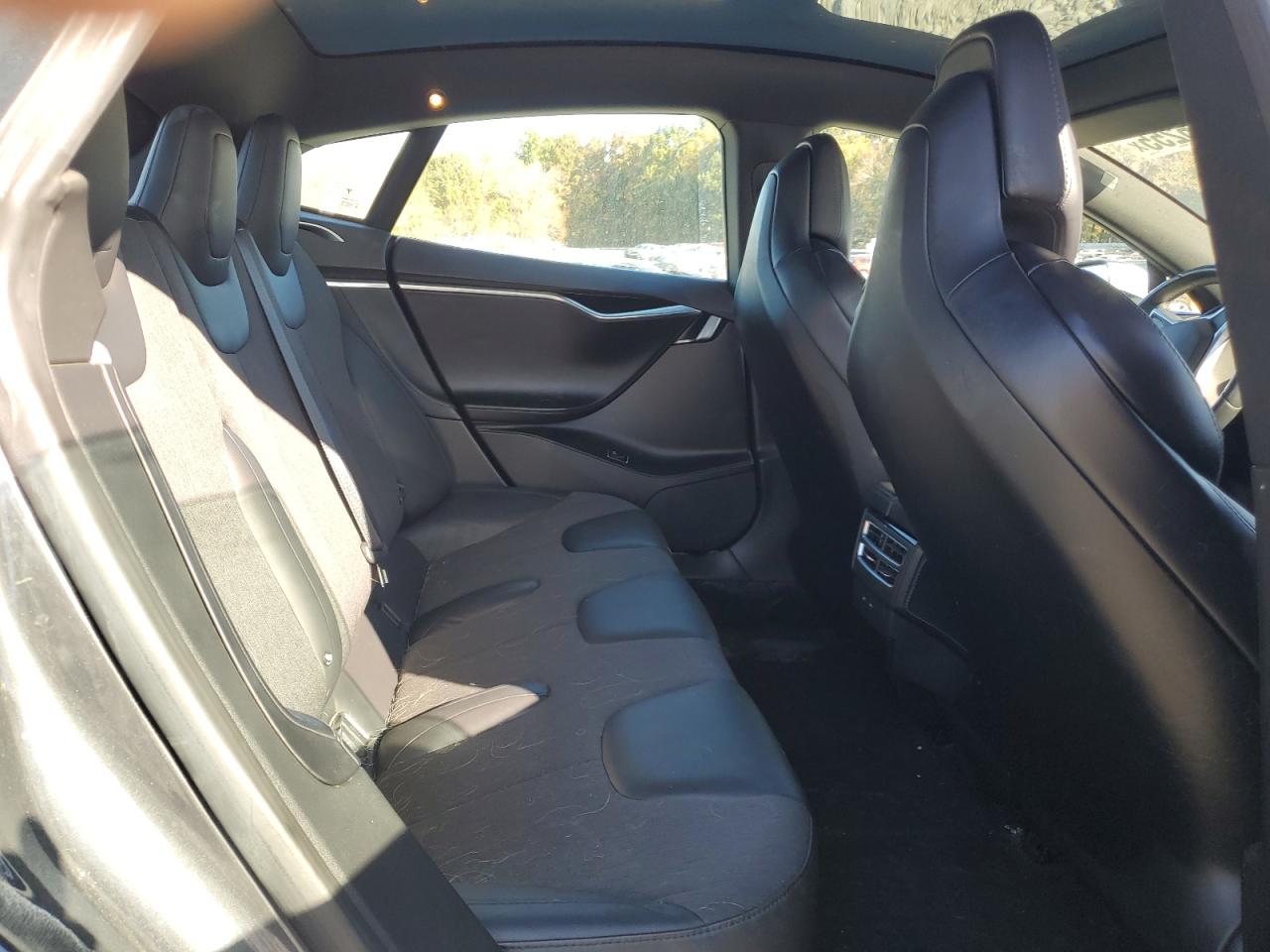2017 Tesla Model S VIN: 5YJSA1E2XHF211354 Lot: 87066255