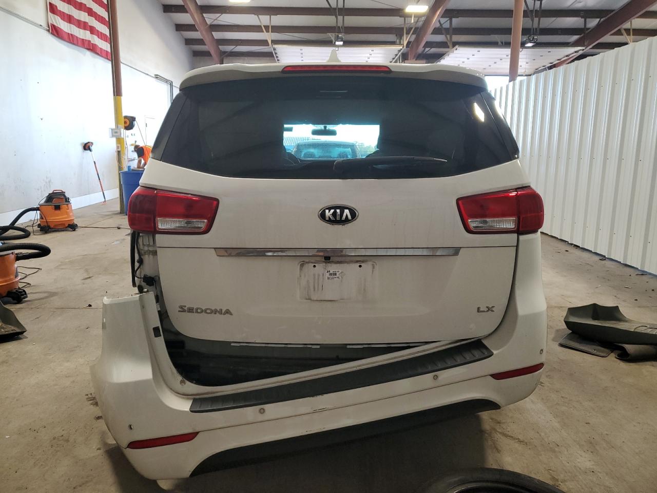 2017 Kia Sedona Lx VIN: KNDMB5C10H6268102 Lot: 83763375