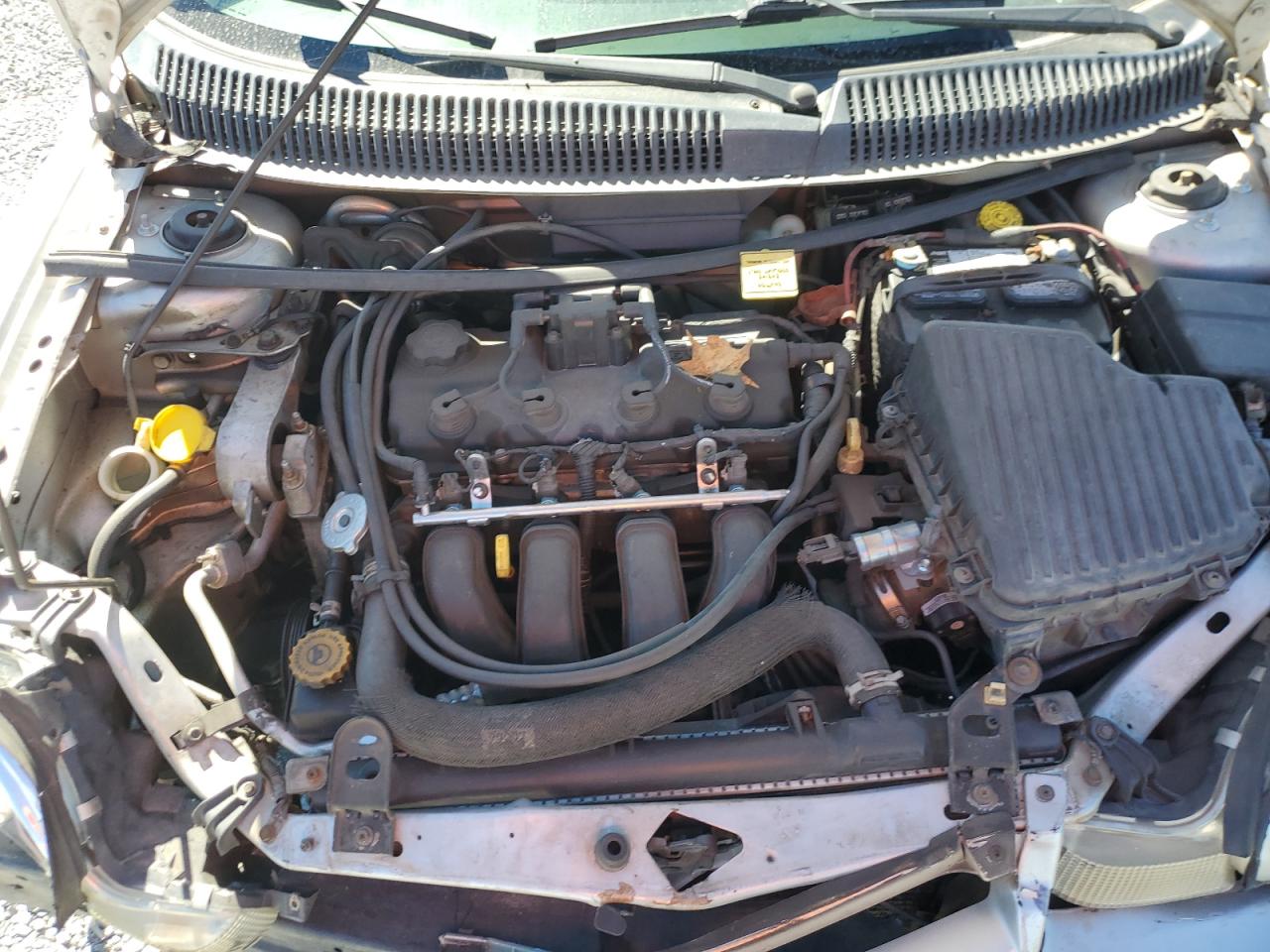 2002 Dodge Neon Es VIN: 1B3ES56CX2D605946 Lot: 82390655