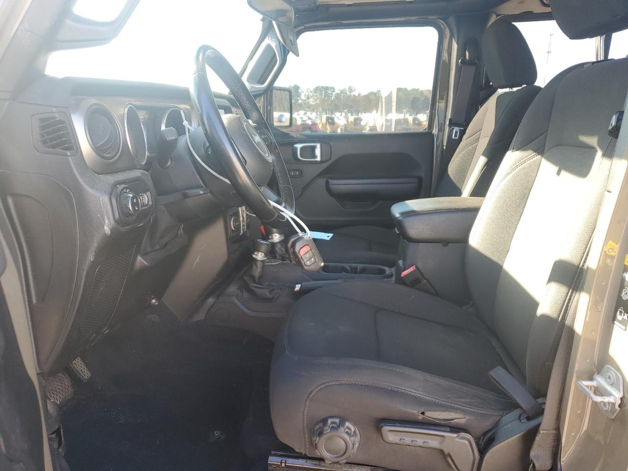 2020 Jeep Gladiator Sport VIN: 1C6HJTAG9LL200608 Lot: 82477855