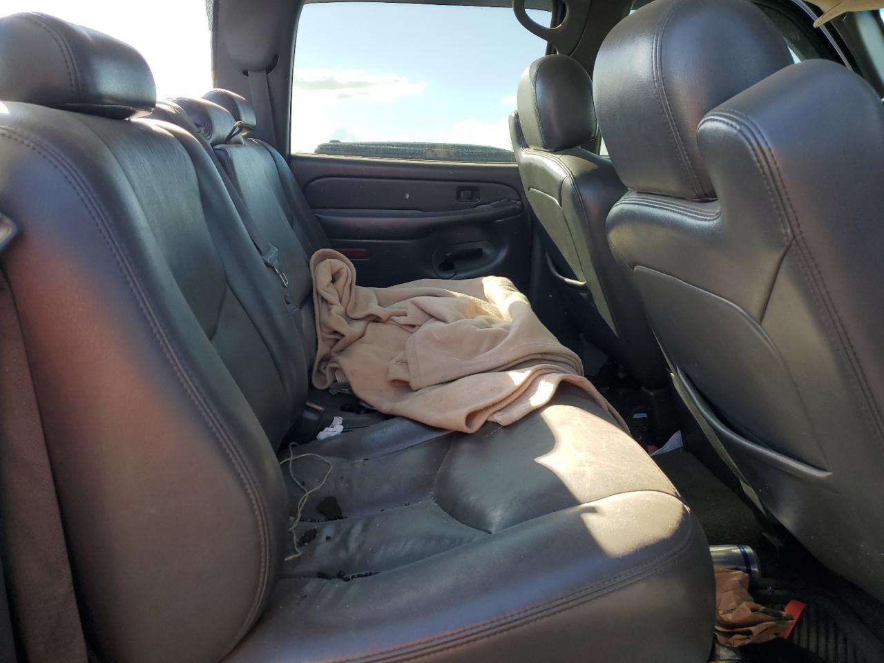 2005 Chevrolet Silverado K2500 Heavy Duty VIN: 1GCHK23245F949643 Lot: 84287695