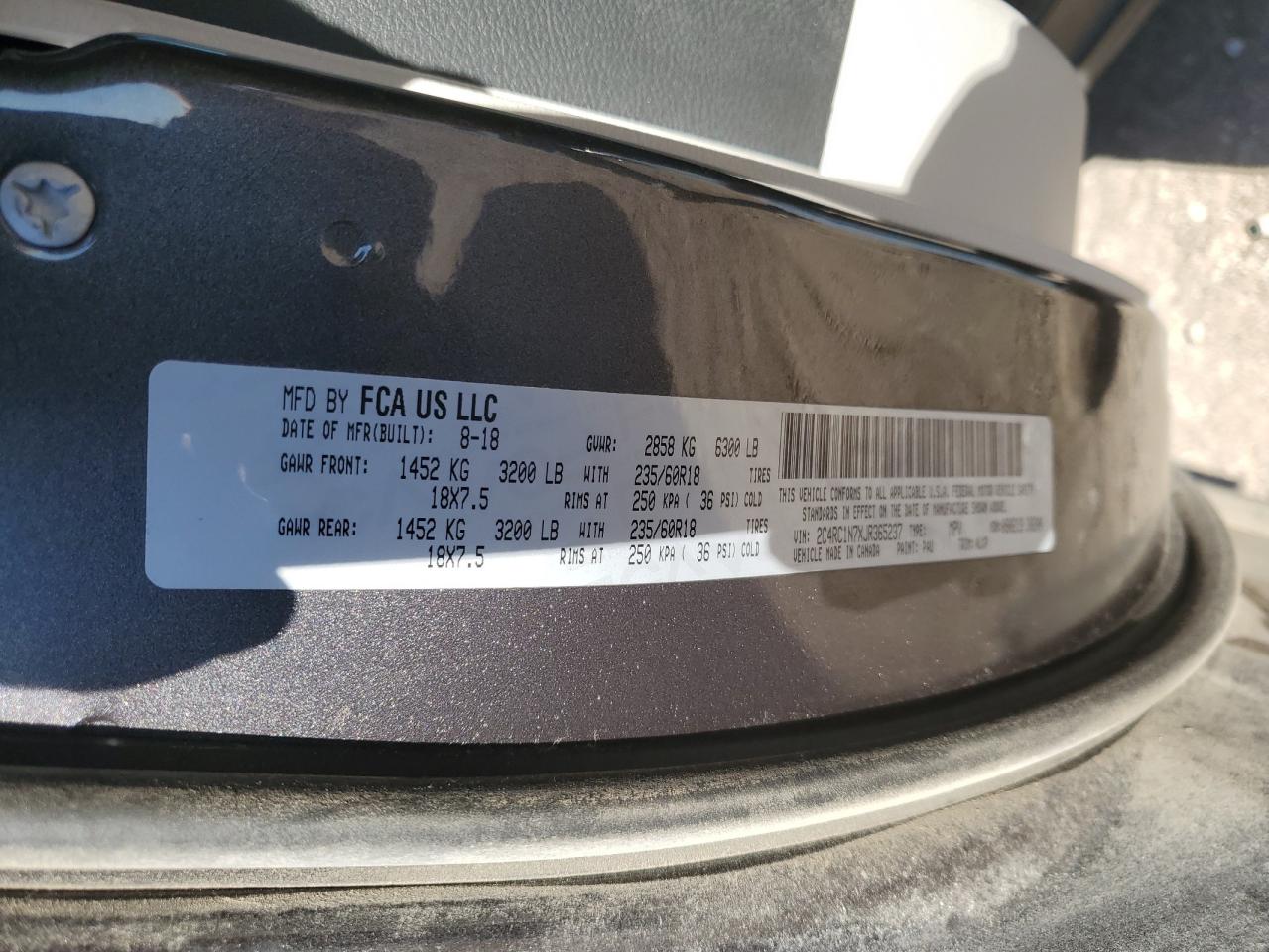 2018 Chrysler Pacifica Hybrid Limited VIN: 2C4RC1N7XJR365237 Lot: 82614435