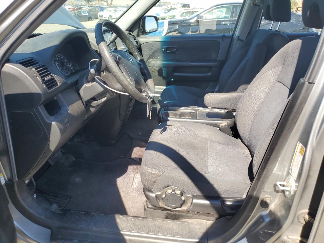 2005 Honda Cr-V Lx VIN: JHLRD68505C016173 Lot: 85528095