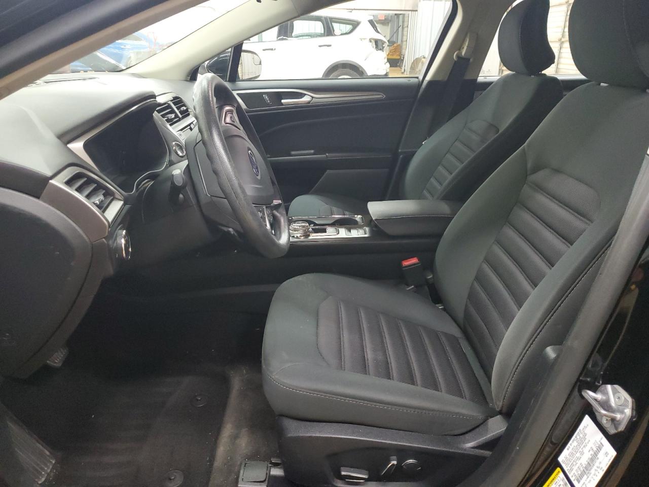 2018 Ford Fusion Se VIN: 3FA6P0HD3JR141746 Lot: 82005145