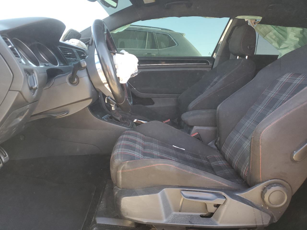 2015 Volkswagen Gti VIN: 3VWT47AU4FM090025 Lot: 86098845