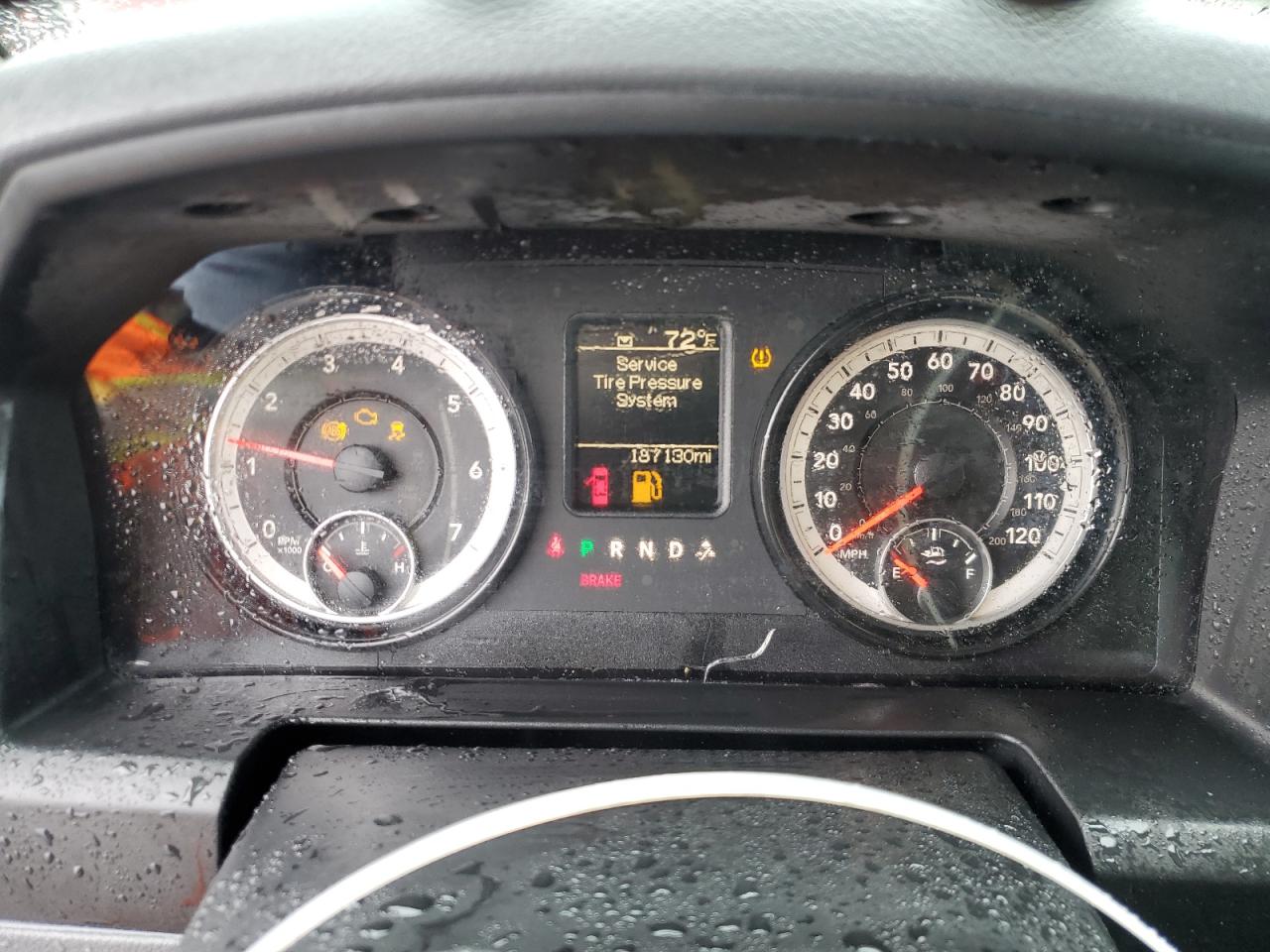 2015 Ram 1500 St VIN: 1C6RR7KT8FS618426 Lot: 85663665