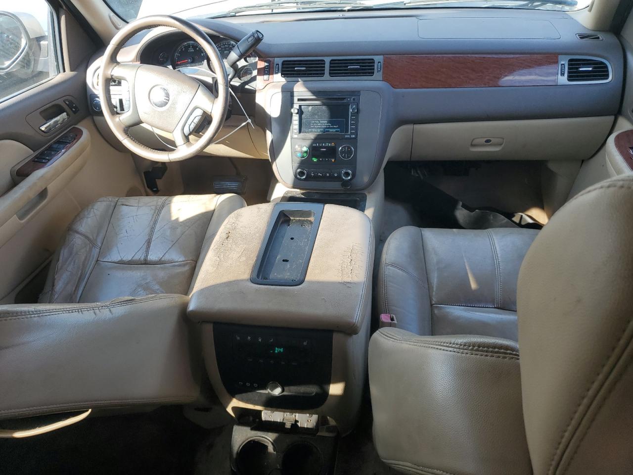 2008 GMC Yukon Xl C1500 VIN: 1GKFC16018J204556 Lot: 85324475