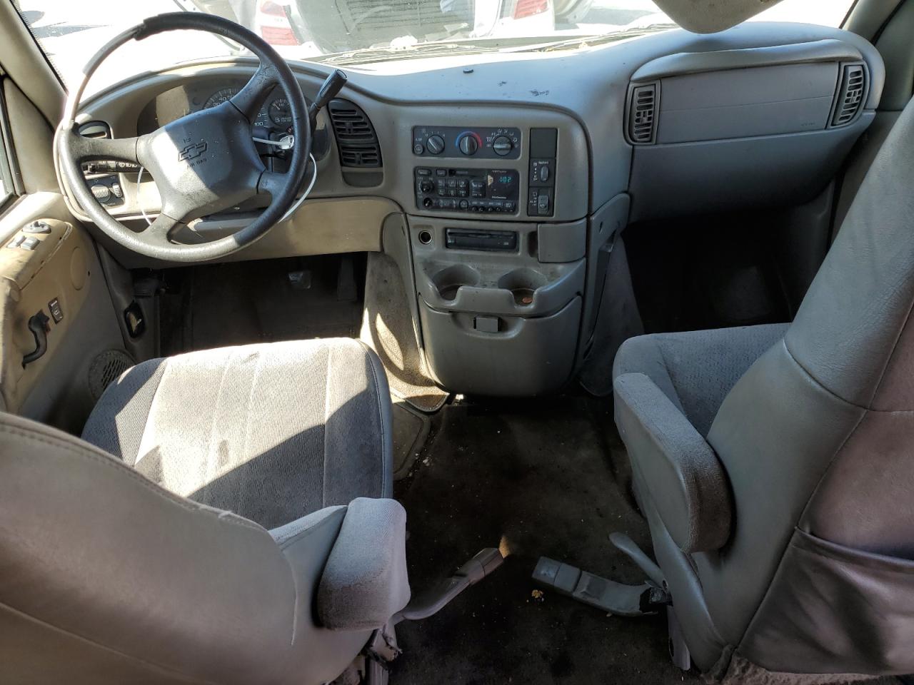 2005 Chevrolet Astro VIN: 1GNDM19X95B108230 Lot: 71481965