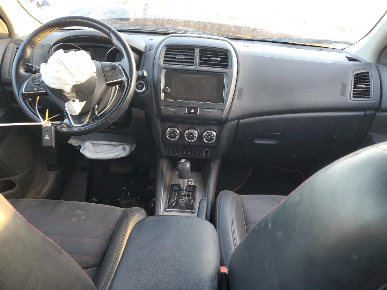 2018 Mitsubishi Outlander Sport Es VIN: JA4AP3AWXJU001388 Lot: 82625905