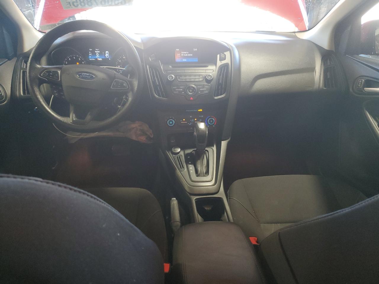 2015 Ford Focus Se VIN: 1FADP3F20FL335182 Lot: 85067885