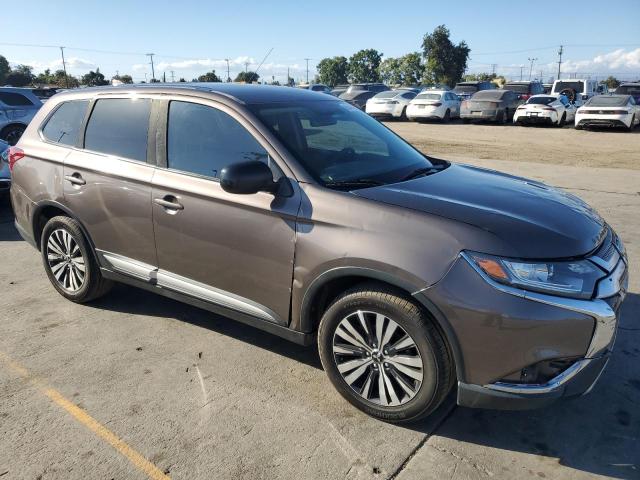  MITSUBISHI OUTLANDER 2019 Серый