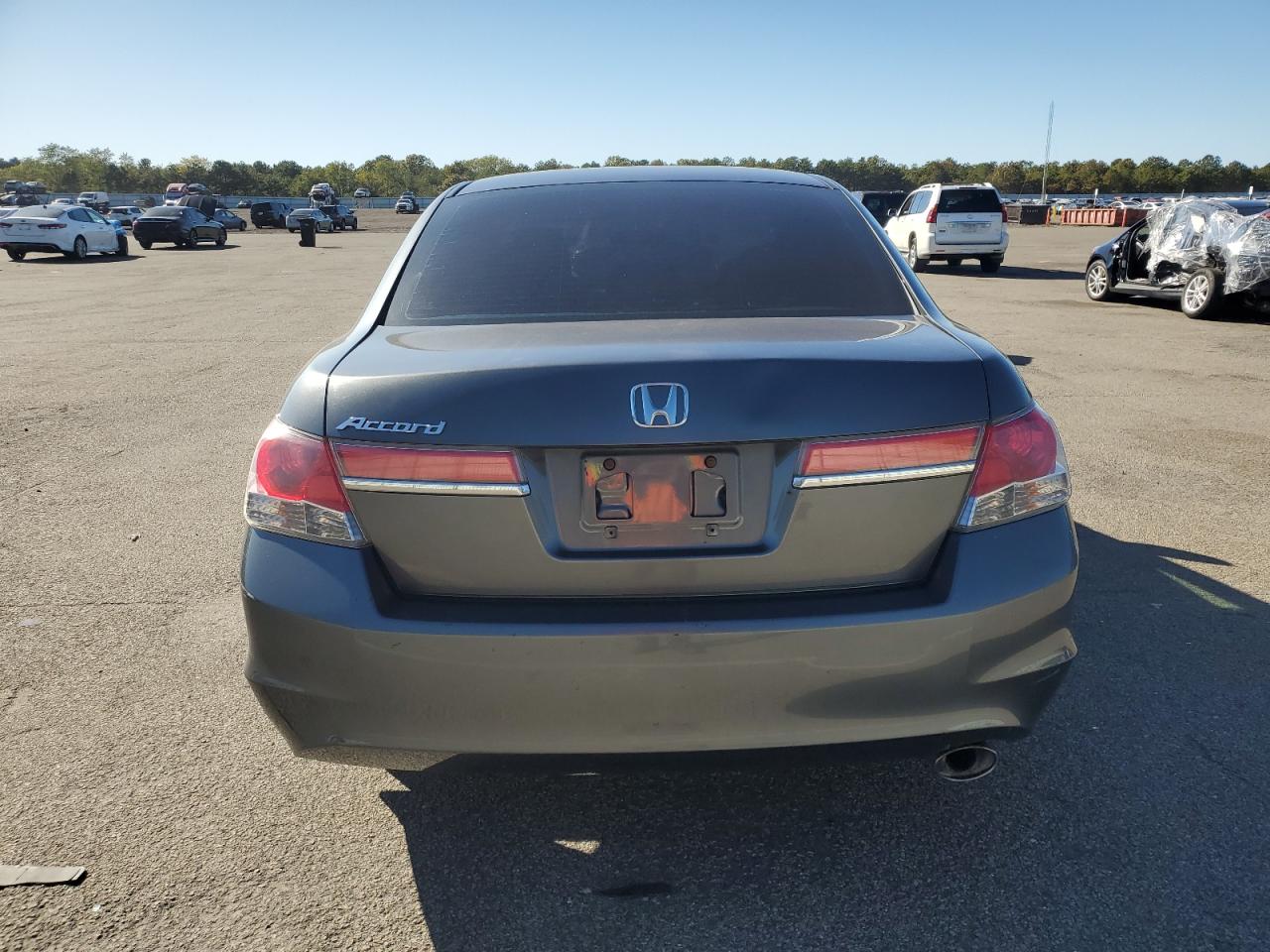 2011 Honda Accord Lx VIN: 1HGCP2F35BA004646 Lot: 86993105