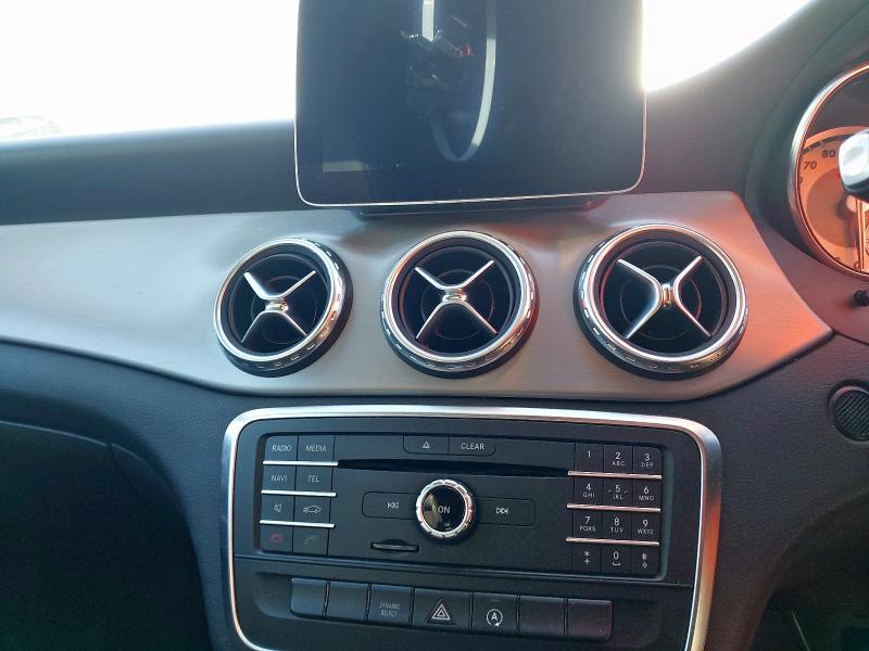 2017 MERCEDES-BENZ GLA 200 D AMG LINE 