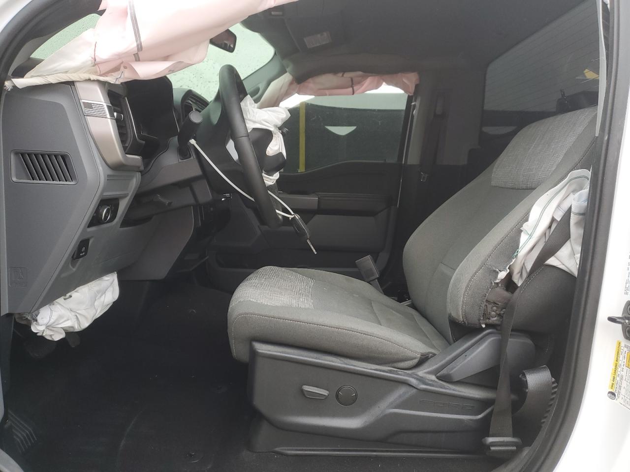 2023 Ford F150 VIN: 1FTMF1C58PKE22075 Lot: 82773595