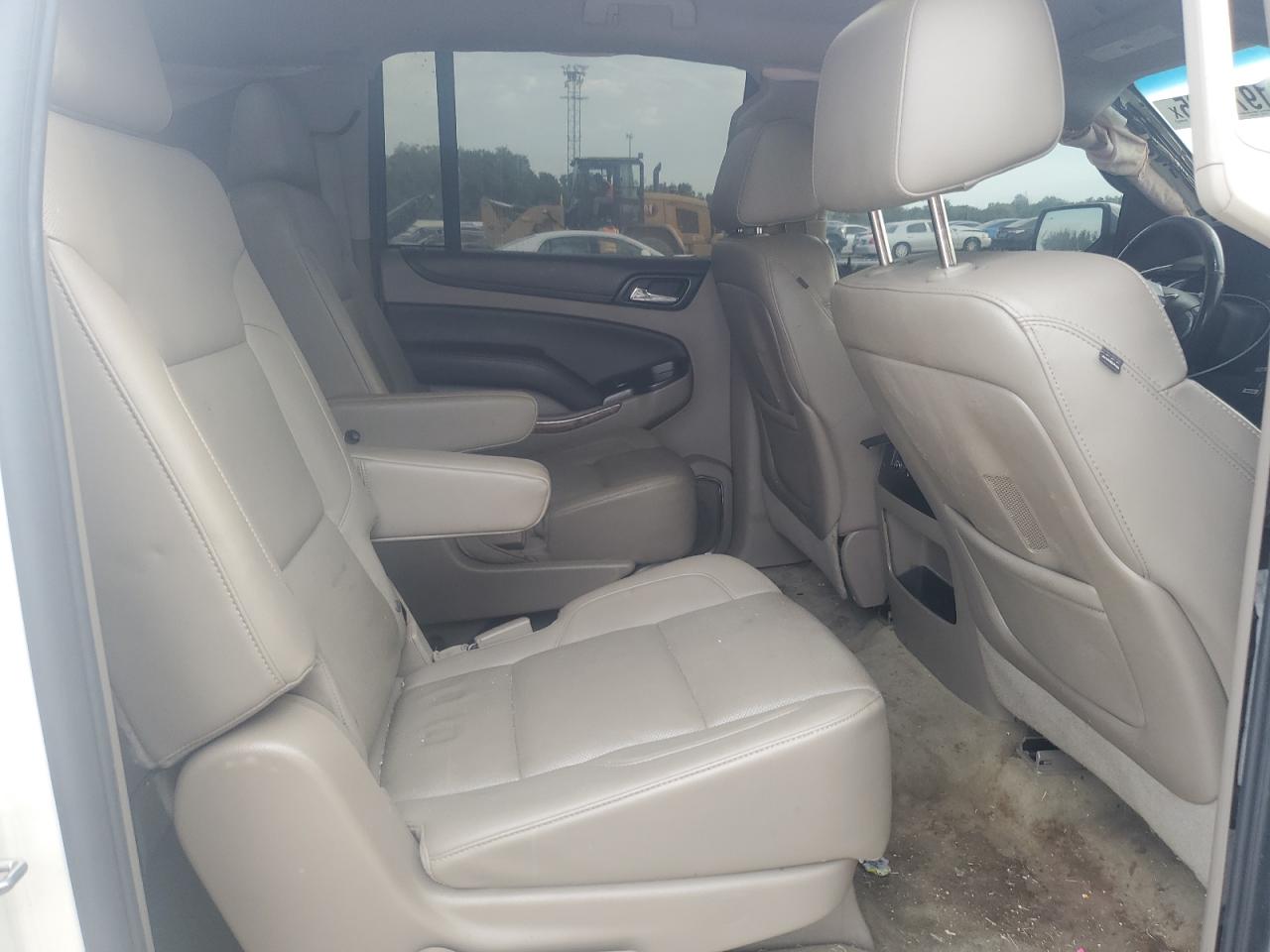 2015 Chevrolet Suburban C1500 Ltz VIN: 1GNSCKKCXFR571171 Lot: 81972825